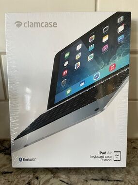 NEW! ClamCase Bluetooth Keyboard Case & Stand for iPad Air - Black